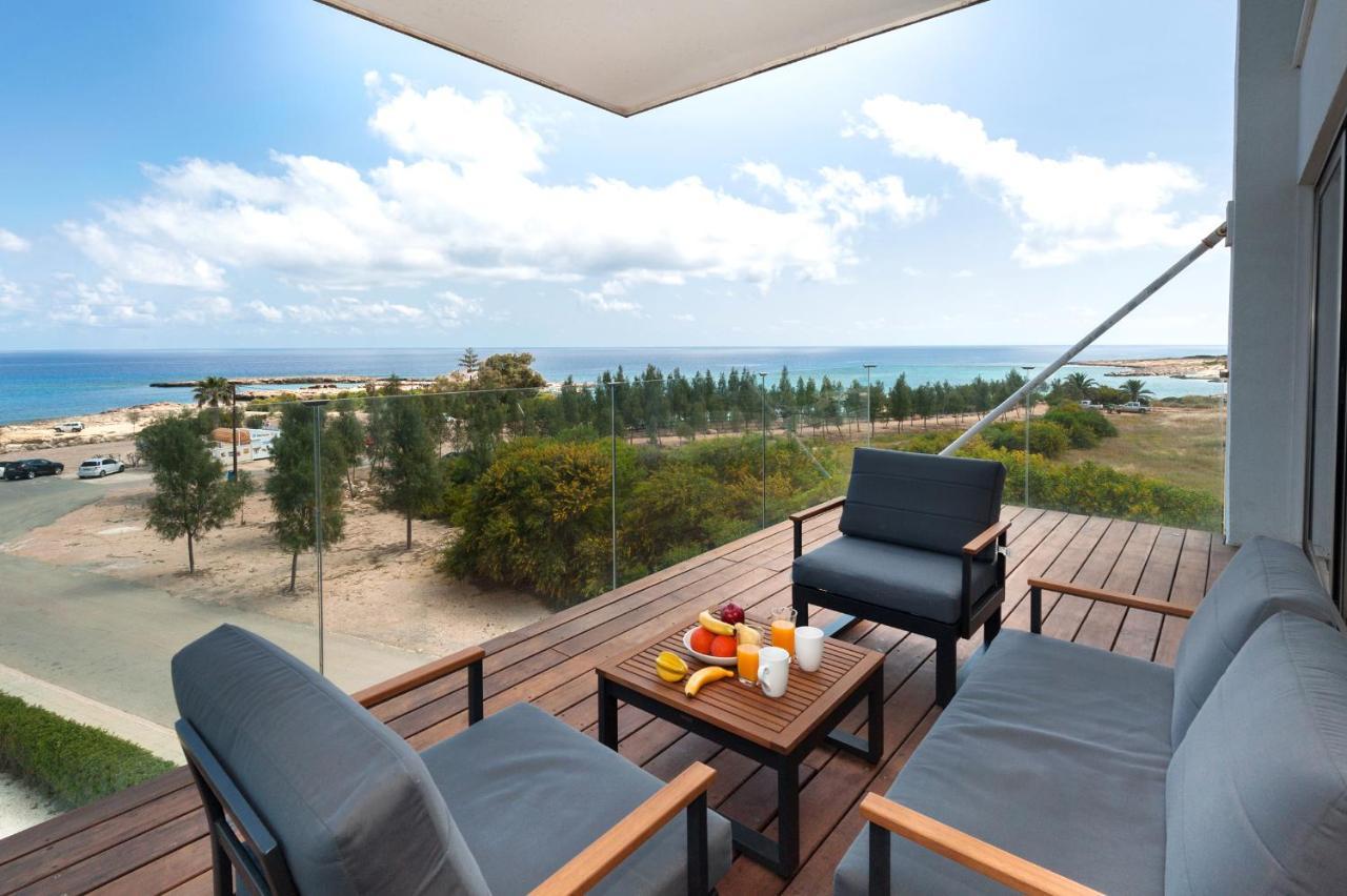 פרוטאראס Apartment Marisol - Beachfront מראה חיצוני תמונה