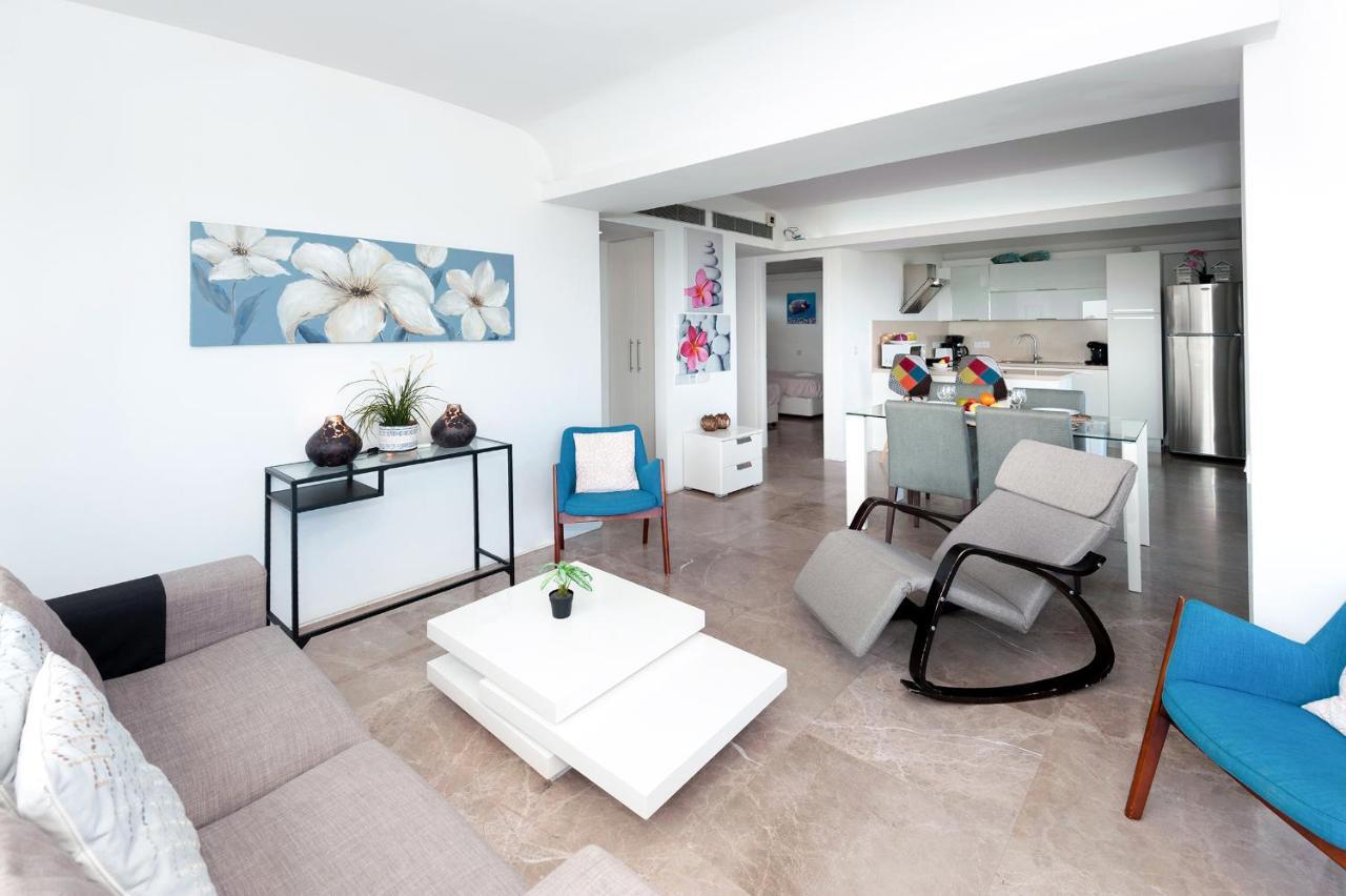 פרוטאראס Apartment Marisol - Beachfront מראה חיצוני תמונה