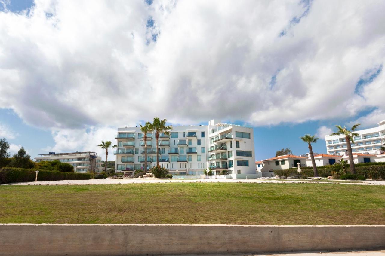 פרוטאראס Apartment Marisol - Beachfront מראה חיצוני תמונה
